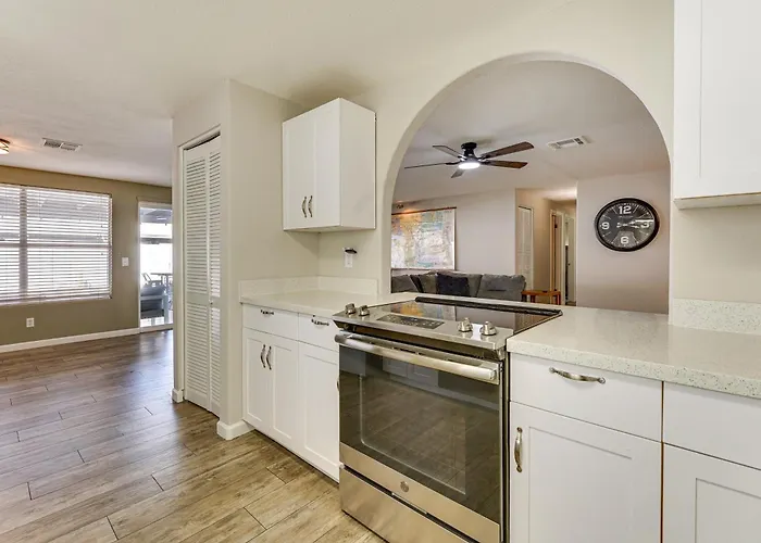 Walk To Riverview Park! Dog-friendly Retreat * Mesa