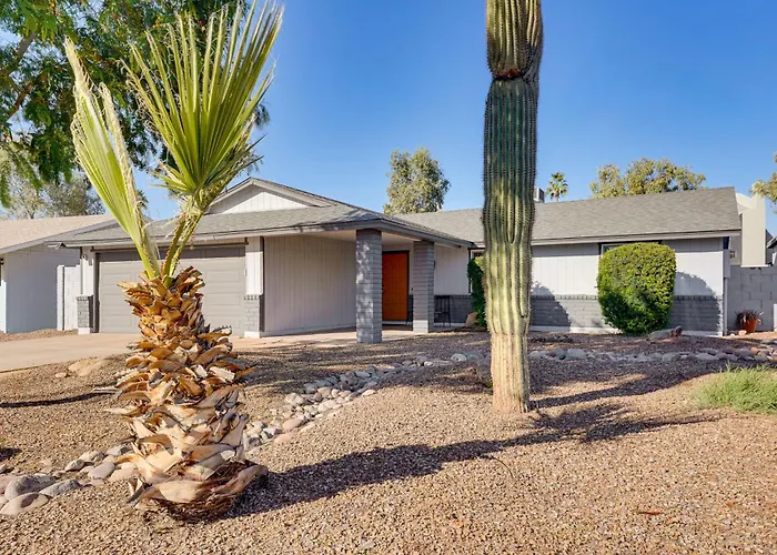 Walk To Riverview Park! Dog-friendly Retreat Mesa